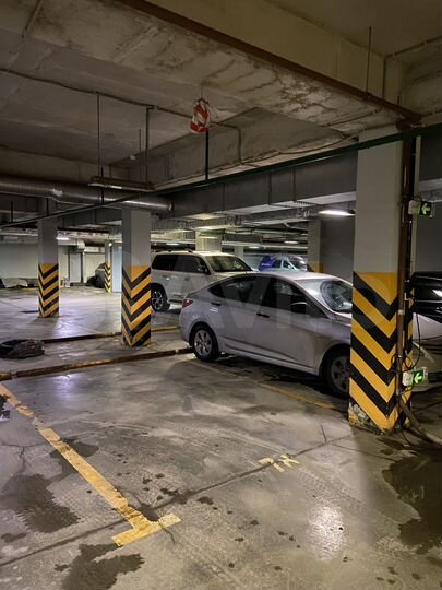 Машиноместо, 15 м²