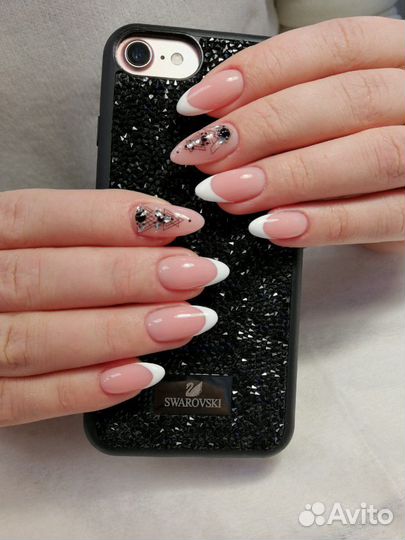 Маникюр и педикюр