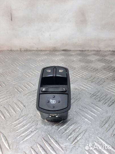 Блок управления стеклоподъемниками Opel Corsa