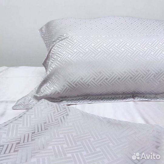 Постельное белье шёлковое 150*200, 230*250, 50*70