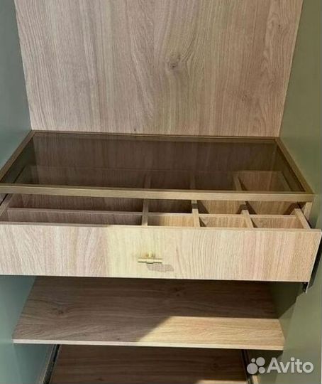 Шкаф на заказ минимализм