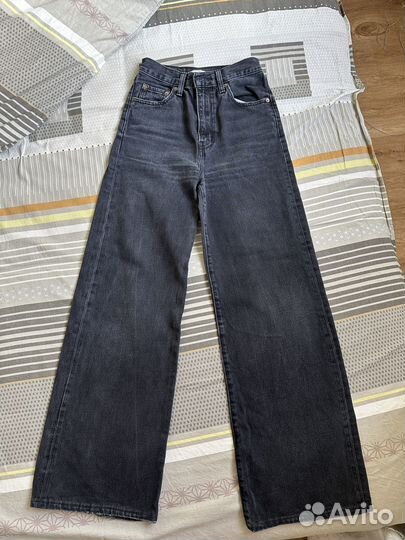 Джинсы Levis wide leg 25 бу