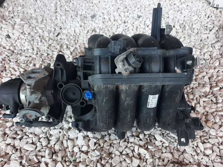 Впускной коллектор Mazda 3