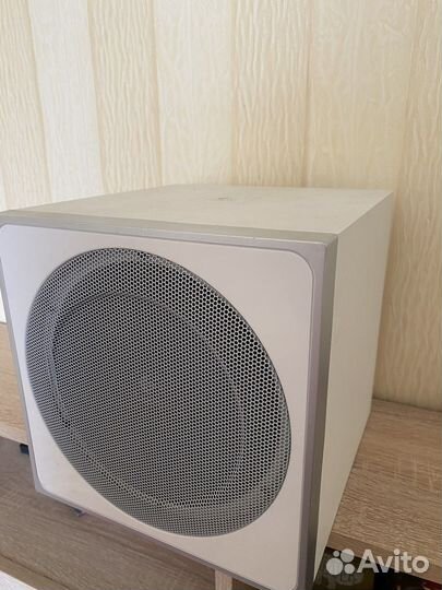 Сабвуфер и колонки