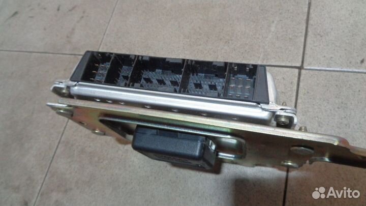 Блок управления двигателем Kia RIO 1 (DC)