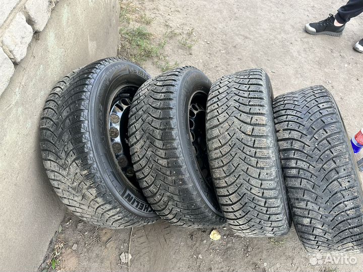 Колеса на volkswagen r16