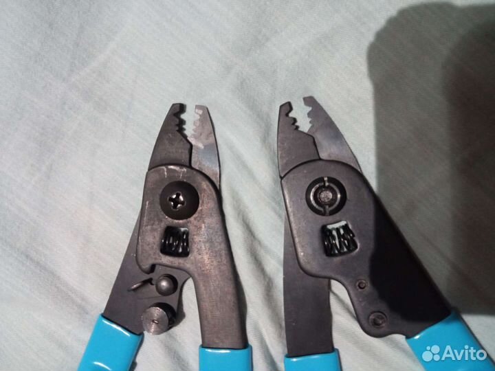 Кримпер для оптических волокон