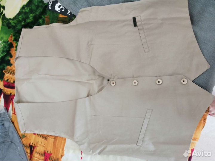 Жилетка мужская новая