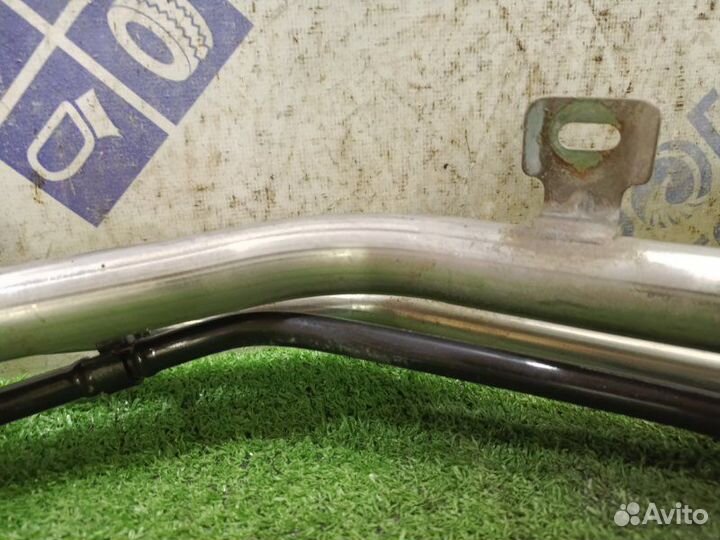 Горловина топливного бака Volvo S40 седан 1.6