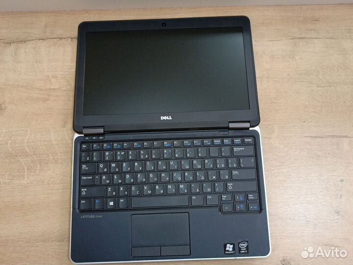 Dell latitude e7240, i7-4gen, SSD 256, 8 озу