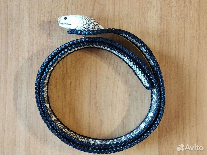 Ремень из кожи кобры