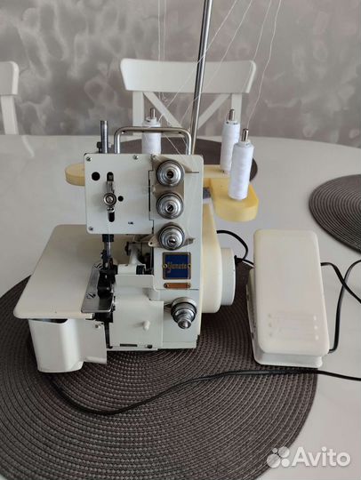 Оверлок для швейной машины
