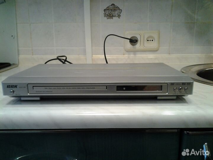 DVD-проигрыватель BBK DV911SM