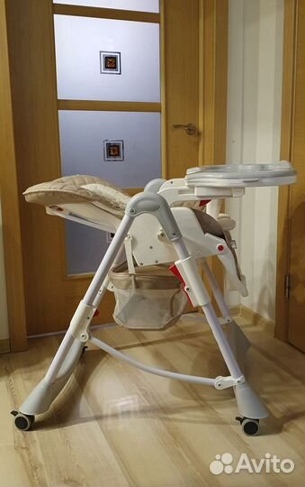 Стульчик для кормления babyton