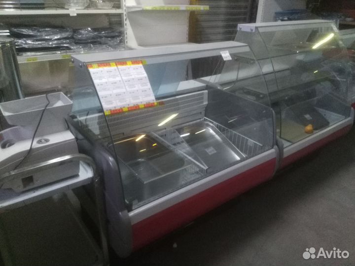 Витрина морозильная Новая