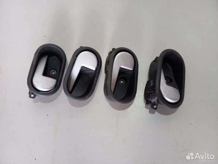 Ручка двери Ford Fusion хэтчбэк 1 2005