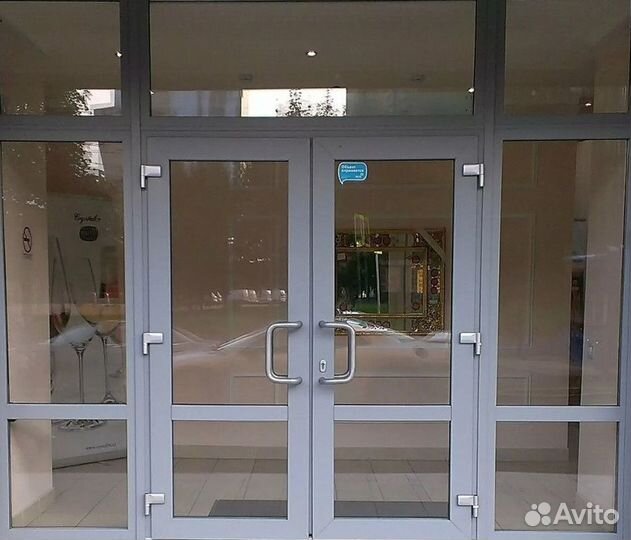 Алюминивые двери