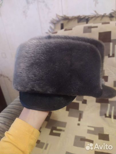 Мужская зимняя шапка