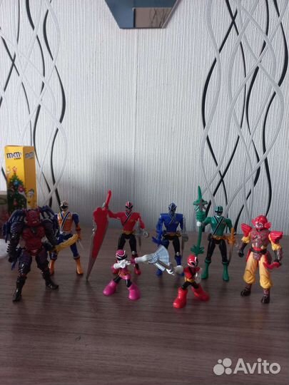 Могучие рейнджеры (power rangers) фигурки