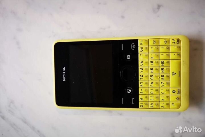 Телефон Nokia asha 210