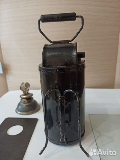 Керосиновый фонарь