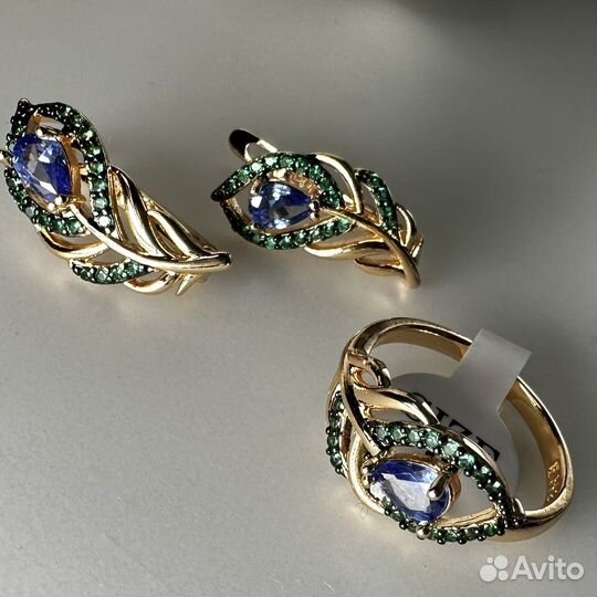 Комплект бижутерии/ ювелирная бижутерия