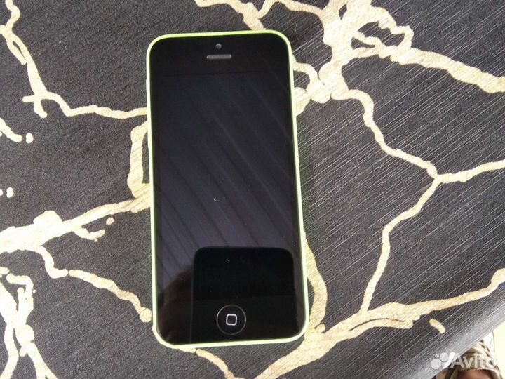 Телефон iPhone