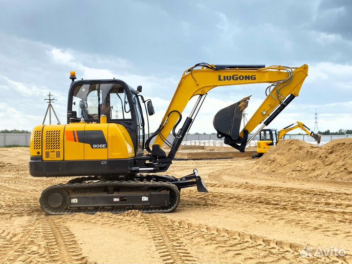 Мини-экскаватор LiuGong CLG906E, 2022