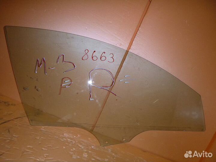 Стекло двери передней правой mazda 3 (BL) 2009-201