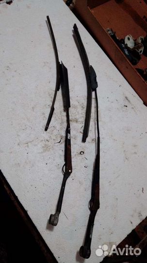 Поводок дворника Киа Кларус 2