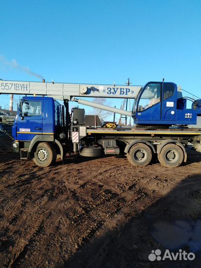 Требуется крановщик вахта