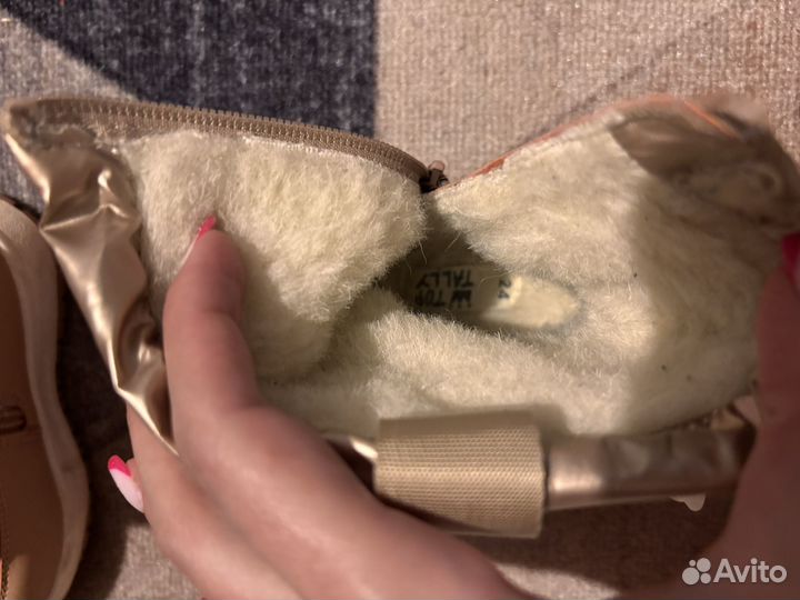 Дутики для девочки