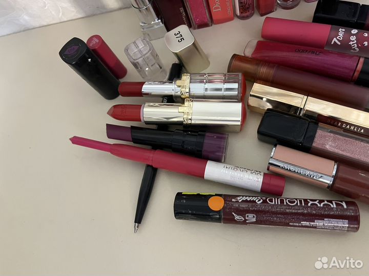 Помады б/у пакетом Оригинал
