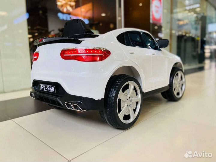 Электромобиль BMW новый