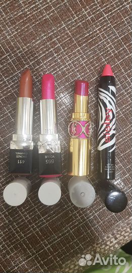 Помады и Блеск для губ