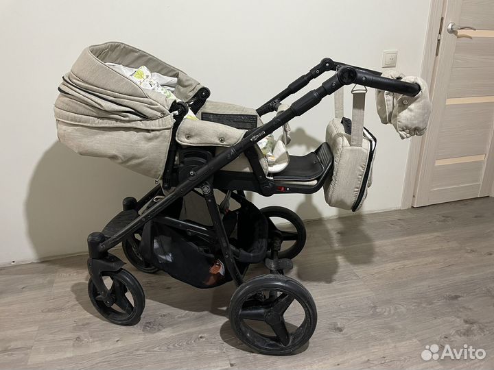 Коляска 2 в 1 adamex