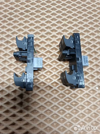 Блок управления стеклоподъемниками VW Tiguan/Jetta