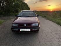 Volkswagen Vento 1.8 MT, 1997, 357 715 км, с пробегом, цена 260 000 руб.