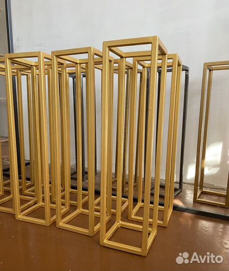 Стойка для цветов