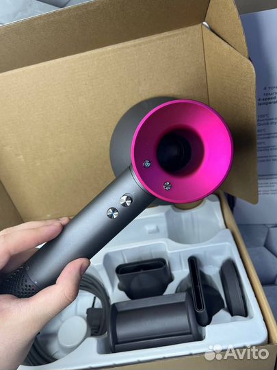 Фен Dyson с 5 насадками