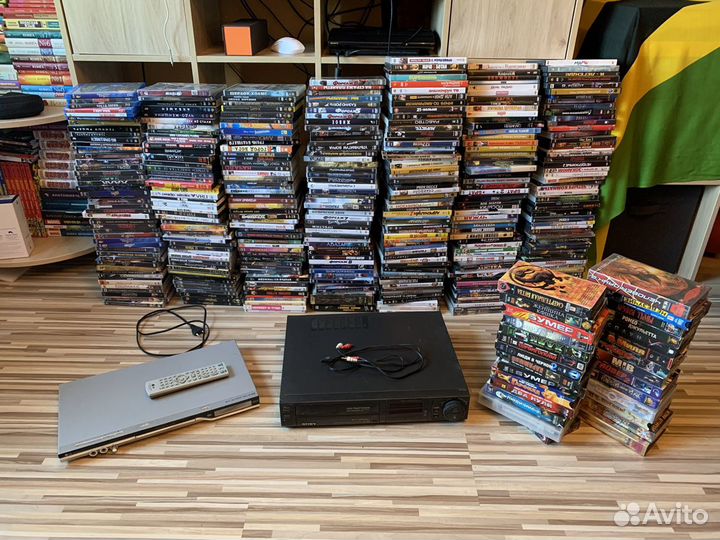 TV телевизор-DVD-JVC -филмы-диски (комбо)