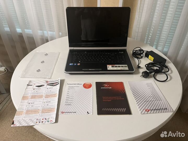 Ноутбук 17 дюймов Packard Bell (i5, SSD 512Gb)