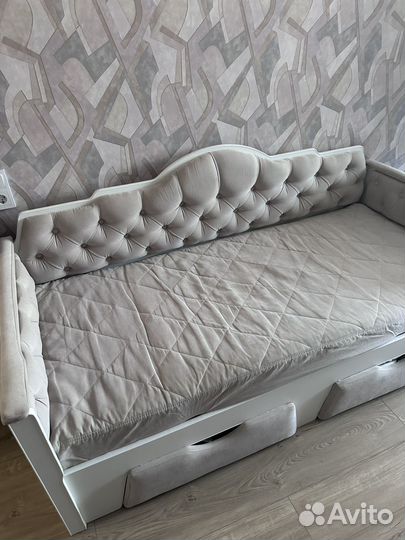 Кровать бу 80/180