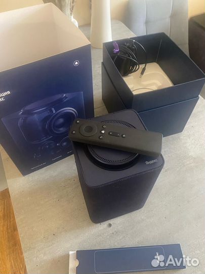 Яндекс станция макс