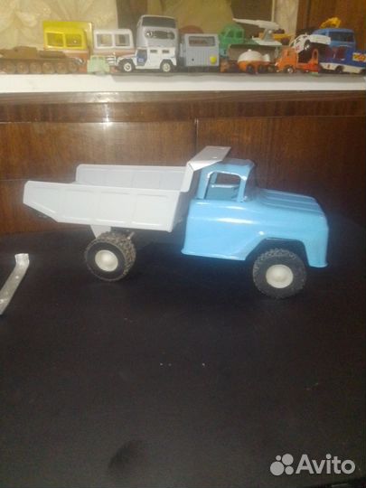 Игрушки С. С. С. Р. Челябинский ЗИЛ -130