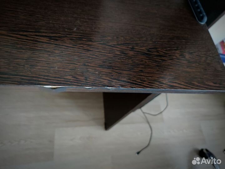 Стол компьютерный №8 св