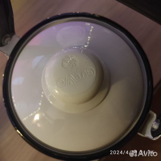 Чайник эмалированный новый