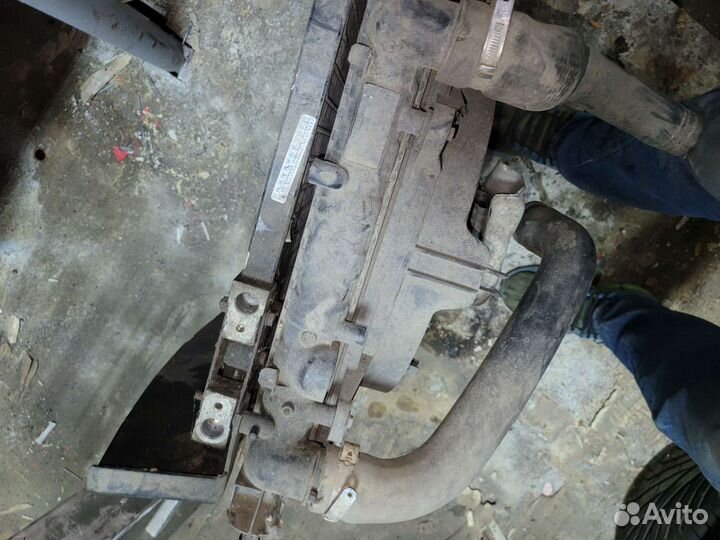 Вентилятор радиатор охлаждения на альфа Ромео 145