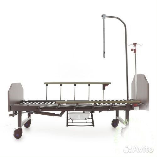 Медицинская кровать функциональная