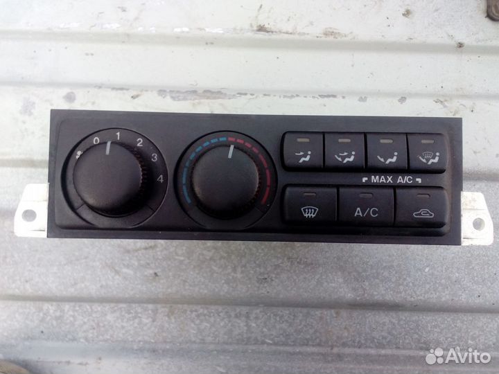 Блок управления отопителем Mazda 626 GF